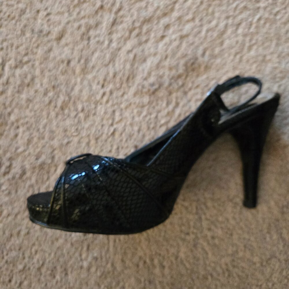 White House I Black Market  Sling Black Back